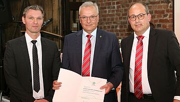 DFB Verdienstnadel wurde an Klaus-Dieter Leiendecker verliehen